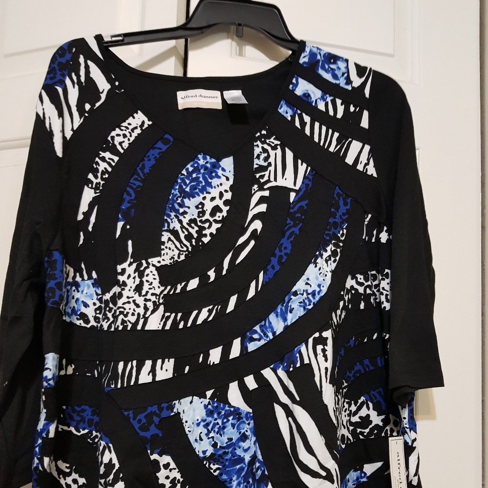 Alfredo dunner top new with tags
